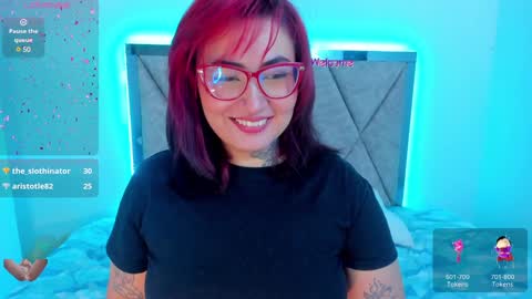 Snapshot of curvybaddie chatting on January 29, 12:33 am A online show from January 29, 12:33 am