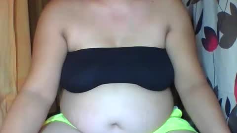 curvyladyxx289 online show from December 21, 7:09 pm