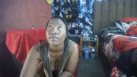 curvypear76x online show from December 2, 8:02 am