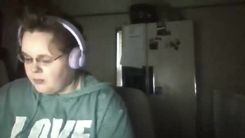 dahlia -kim online show from March 8, 11:58 am