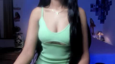Alisha online show from June 1, 8:43 pm