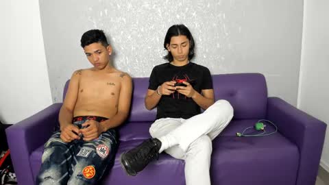 Snapshot of cute_boys18 chatting on February 25, 8:21 pm ARTURO-18 MATIAS-18 NIKOLAY-19 HADES-18 GABO-19 online show from February 25, 8:21 pm