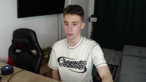 Im Brian online show from February 18, 3:10 pm