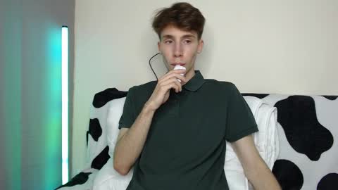 Im Brian online show from September 23, 10:53 am