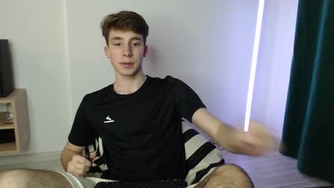 Im Brian online show from November 9, 4:43 pm