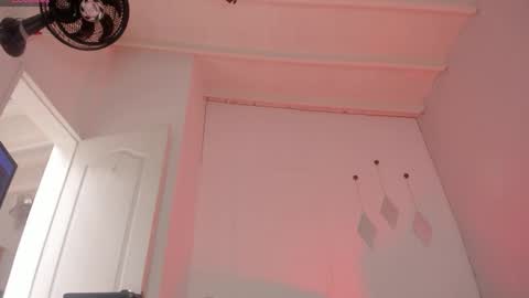 Stacy online show from October 8, 6:47 pm