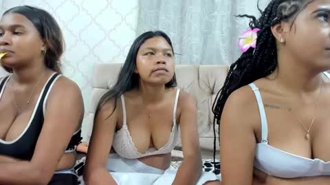 cute_ebony_18_ online show from October 23, 4:30 pm