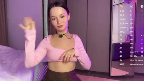 Emily online show from July 28, 12:52 am