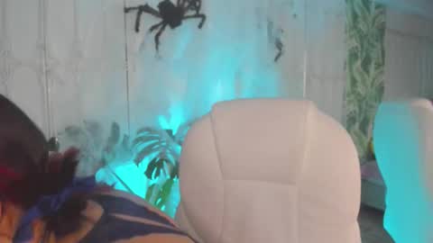 Sofa  online show from October 14, 8:56 pm