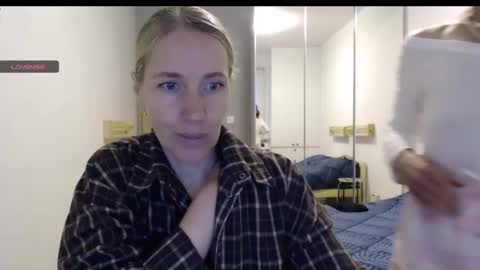 cute_lion_ online show from October 16, 3:00 pm