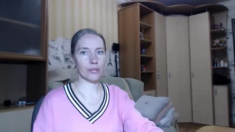 cute_lion_ online show from May 31, 6:42 pm