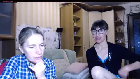 cute_lion_ online show from November 27, 1:52 pm