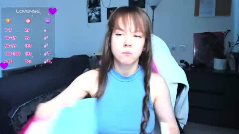 Emily online show from July 14, 9:03 am
