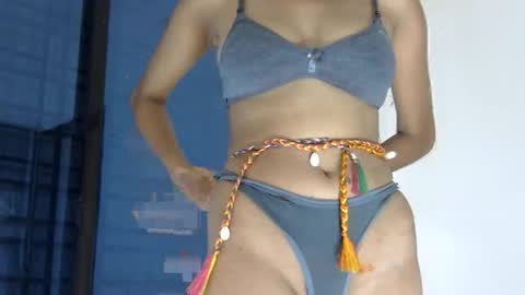 lizaa online show from May 5, 3:46 am