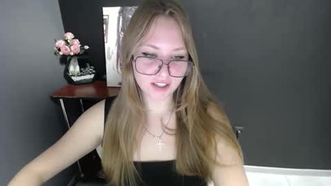 Veronica online show from October 17, 8:07 am