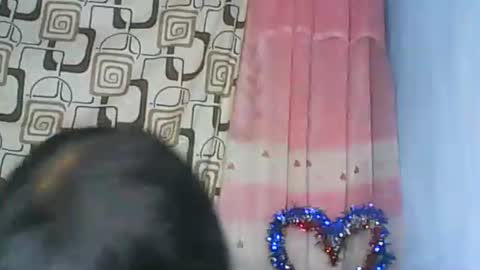 murielle online show from December 16, 7:48 am