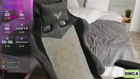 Thomas -  online show from March 12, 1:36 am