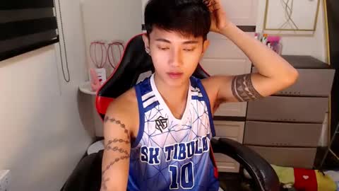 Steph online show from April 10, 7:07 pm