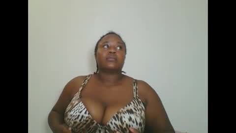Snapshot of cuteaurel chatting on October 6, 11:17 am AURELIA online show from October 6, 11:17 am
