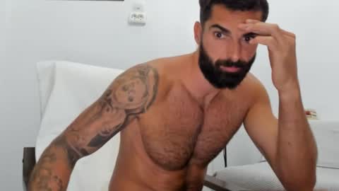 Snapshot of cuteeboy chatting on September 24, 3:41 pm cuteeboy online show from September 24, 3:41 pm