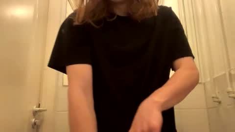 Cutegoth online show from December 28, 8:37 am