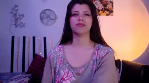 haome online show from January 5, 11:52 pm