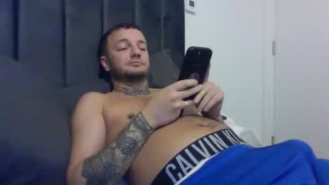 cutescottishlad online show from September 28, 8:51 pm