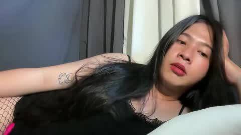 cute online show from March 18, 6:19 am