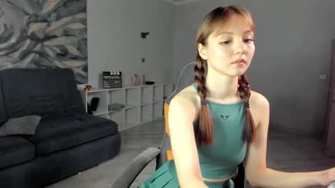 Snapshot of cutetous chatting on September 24, 2:46 pm Julia online show from September 24, 2:46 pm