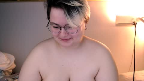 Sophie  Lilith online show from May 10, 11:16 am