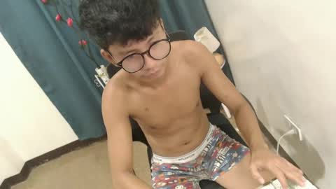 cutie_mico online show from June 27, 7:14 am