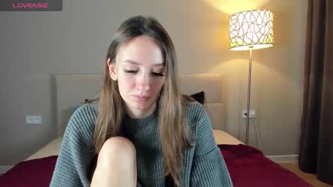 Snapshot of cutie_naughty_girl chatting on October 4, 11:08 am Kate online show from October 4, 11:08 am