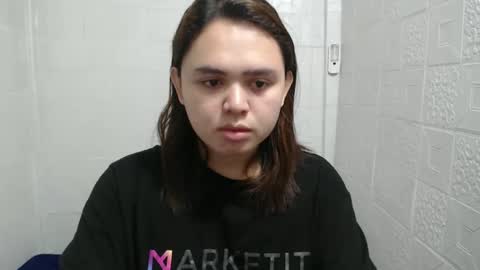 Nicole online show from March 4, 2:17 am