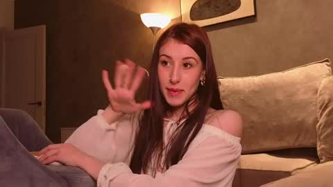 cutieleyla online show from May 15, 11:56 pm