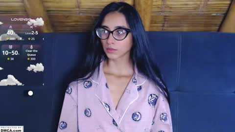 miss ari  online show from January 14, 2:25 pm