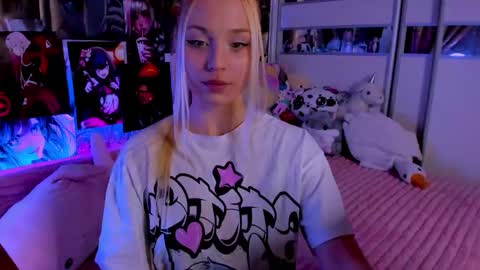 Nora online show from February 27, 9:18 pm