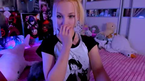 Nora online show from October 30, 9:26 pm