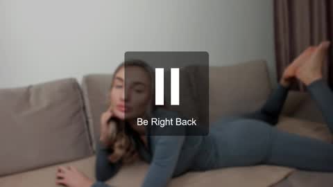 CuttieChloe online show from October 25, 7:25 pm