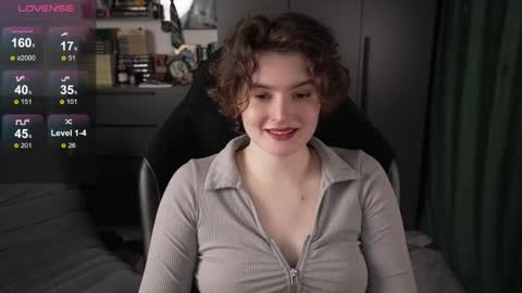 Helen Blossom online show from March 31, 2:06 pm