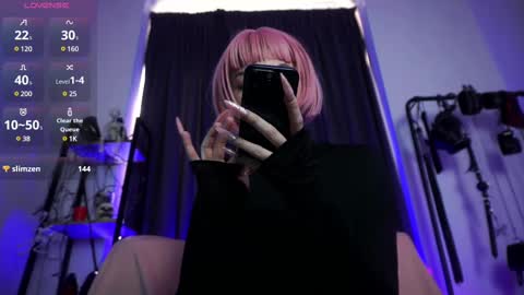Snapshot of cyberxgoddess_ chatting on February 13, 11:17 am Lily Goddess online show from February 13, 11:17 am