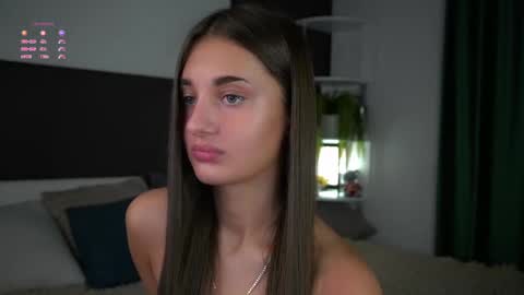 Isabella online show from March 7, 1:09 am