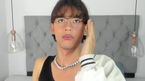 Darked online show from April 15, 5:33 am