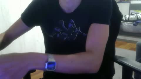 Dannel online show from November 25, 6:28 pm