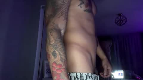 dabrownb0y online show from June 7, 11:59 am