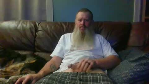 Snapshot of dachshund01 chatting on October 3, 2:53 am dachshund01 online show from October 3, 2:53 am