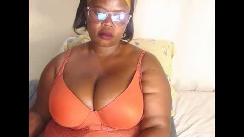 dackchoc21 online show from November 5, 9:00 am