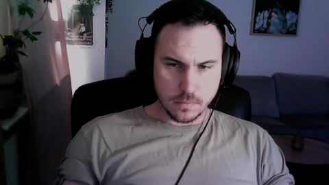 DadBodStephen online show from January 5, 4:48 pm