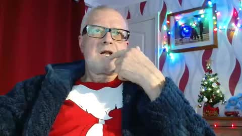 Brian ... online show from December 22, 8:59 pm