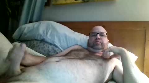 daddo1234 online show from June 6, 7:03 am
