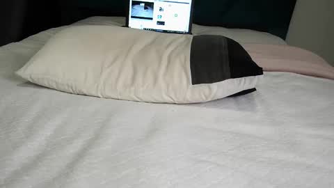 daddyslittleebony online show from September 15, 8:49 am